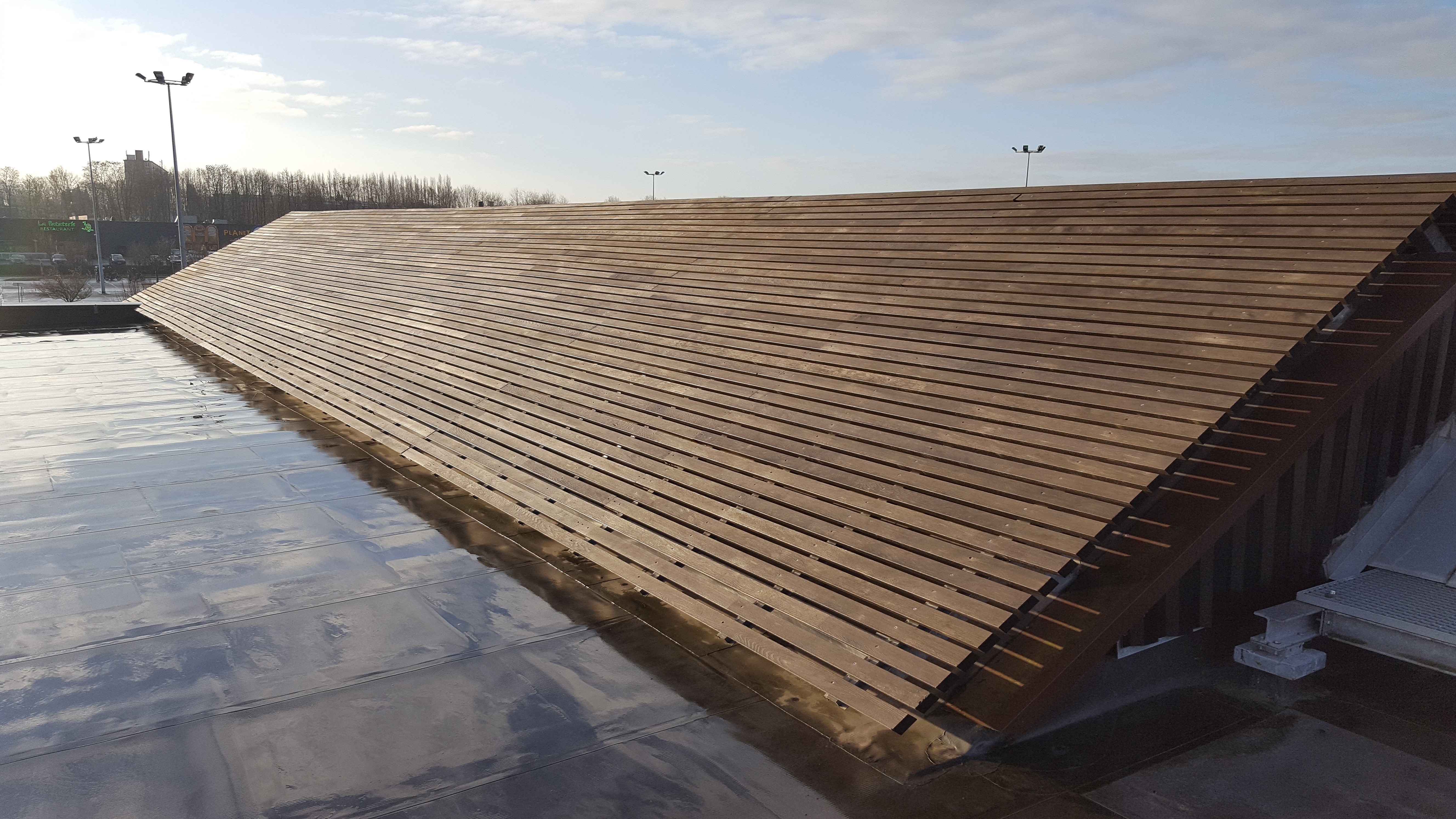 R&eacute;paration de toiture pour s&eacute;curisation de la couverture &agrave; Roubaix